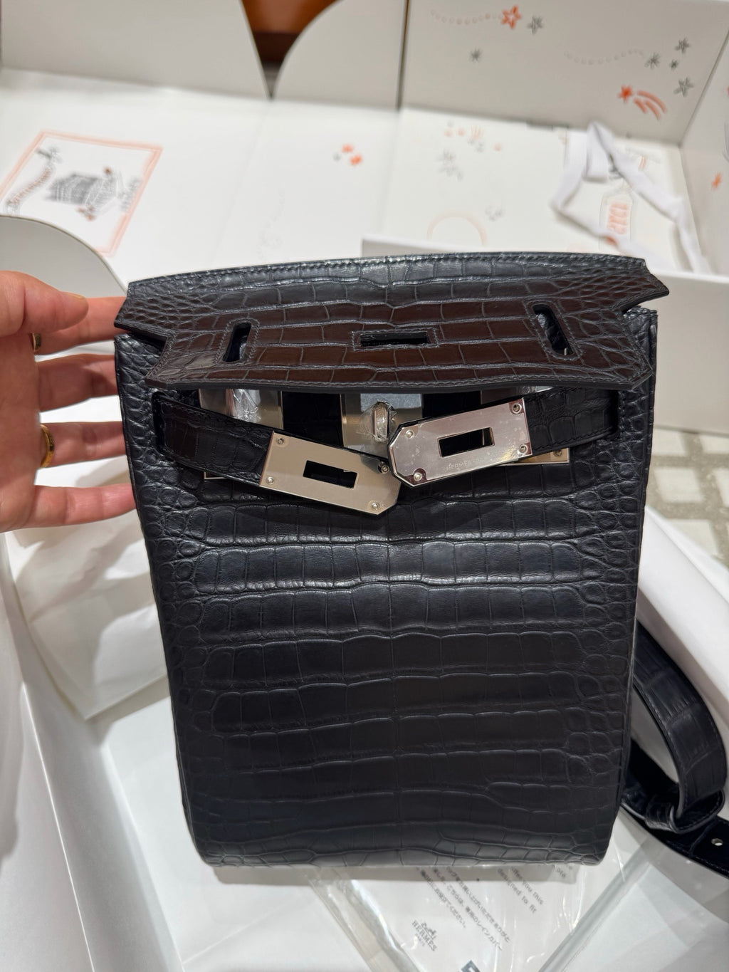 Black Matte Alligator Leather Utility Travel Tote – Asymmetrical Top-Handle Bag (35 cm )
