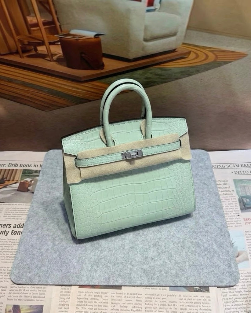Mint Green Alligator Leather Top-Handle Handbag – Structured Exotic Micro Tote (20 cm)
