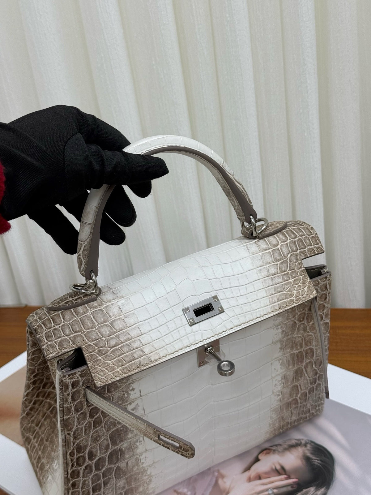 The Iconic K28 Himalaya Gradient Crocodile Leather Top-Handle Handbag – White & Taupe Ombré Crossbody Bag (28 cm)